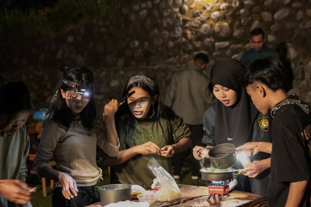 Amazing Race Cooking by Lombok Outbound